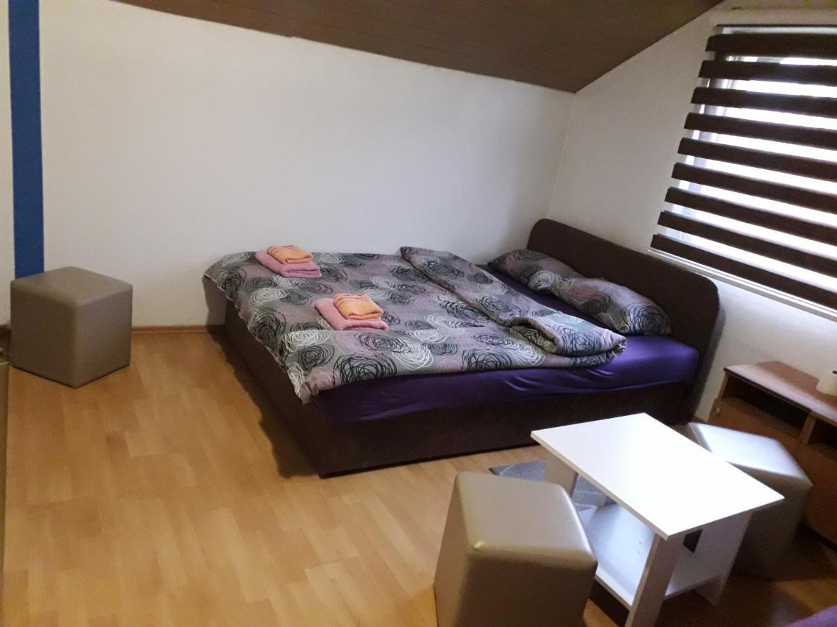 Hostel Topic Banja Luka Kültér fotó