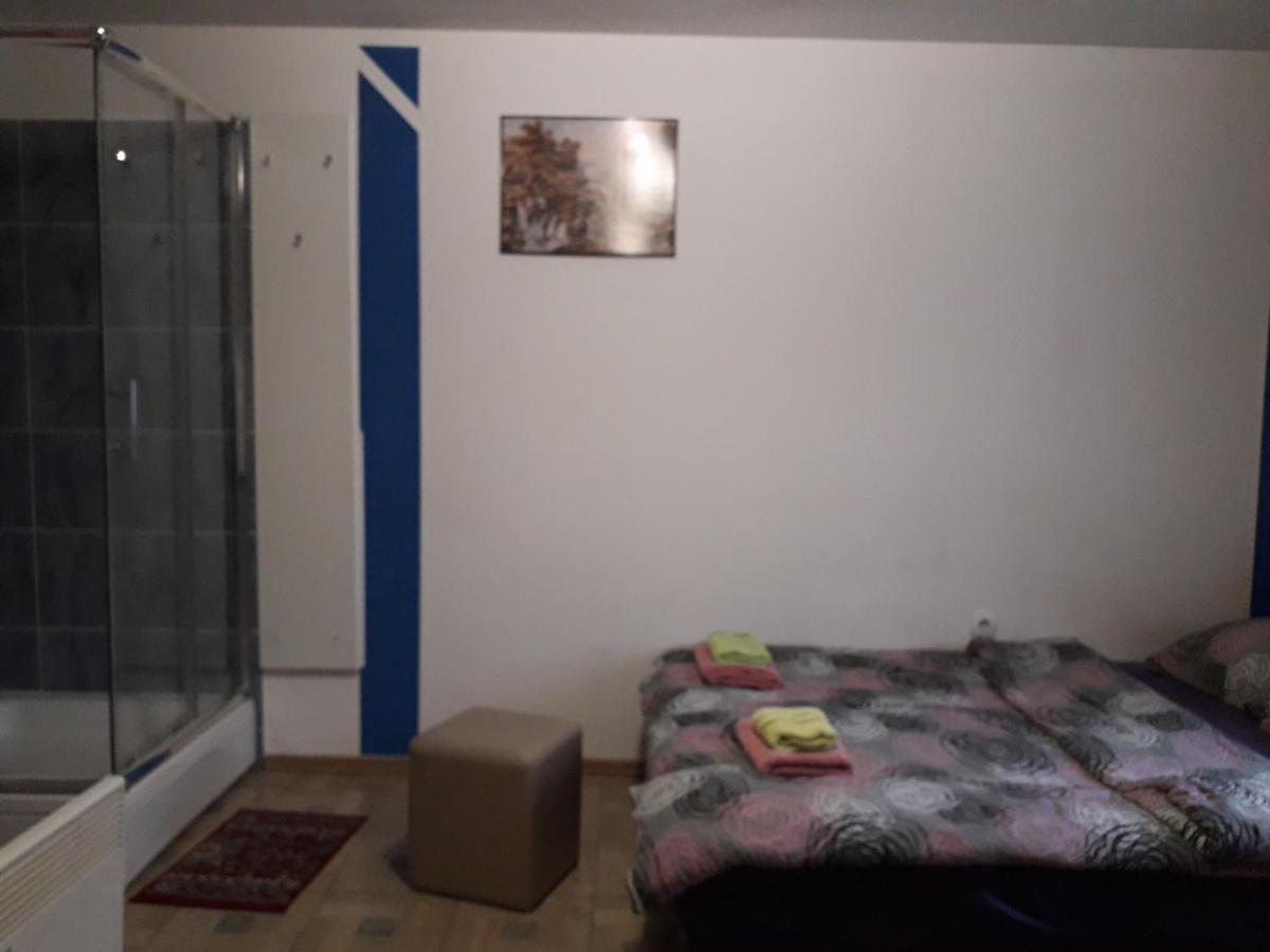 Hostel Topic Banja Luka Kültér fotó