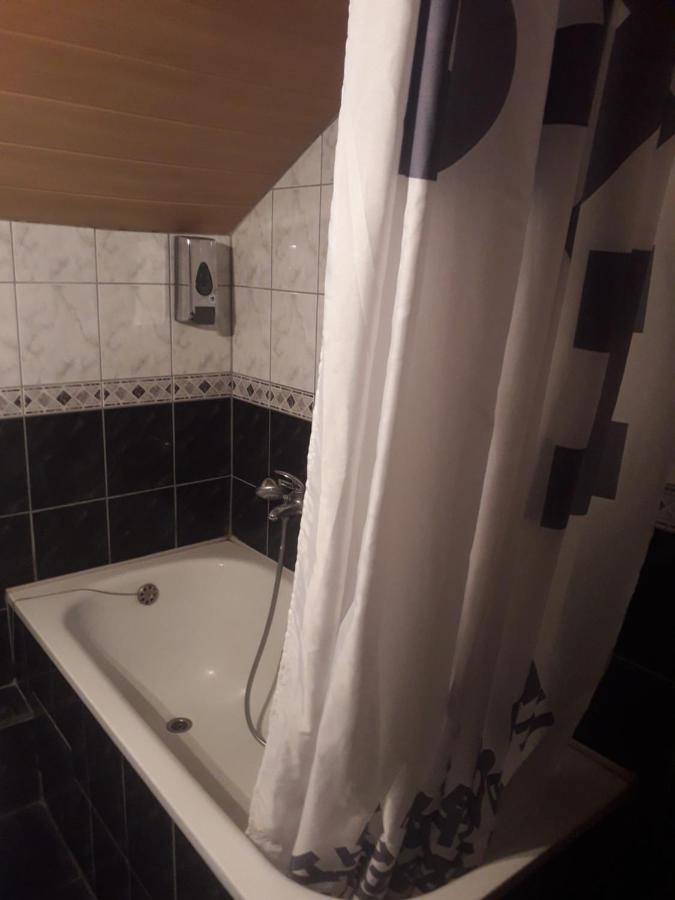 Hostel Topic Banja Luka Kültér fotó