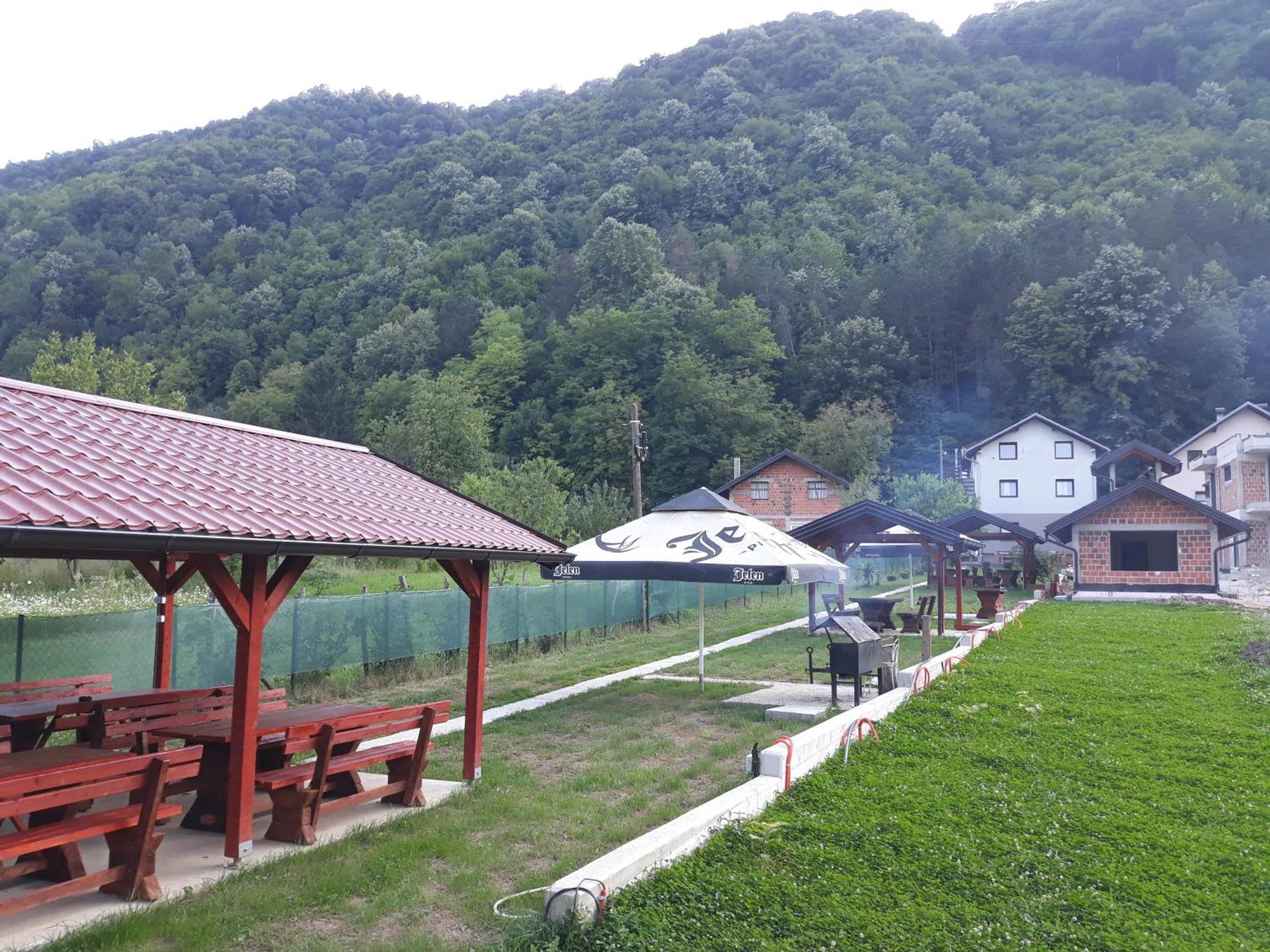 Hostel Topic Banja Luka Kültér fotó