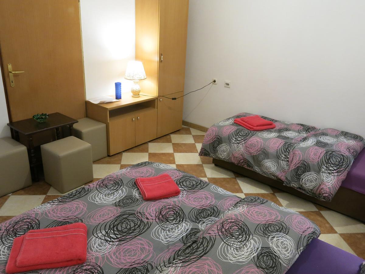 Hostel Topic Banja Luka Kültér fotó