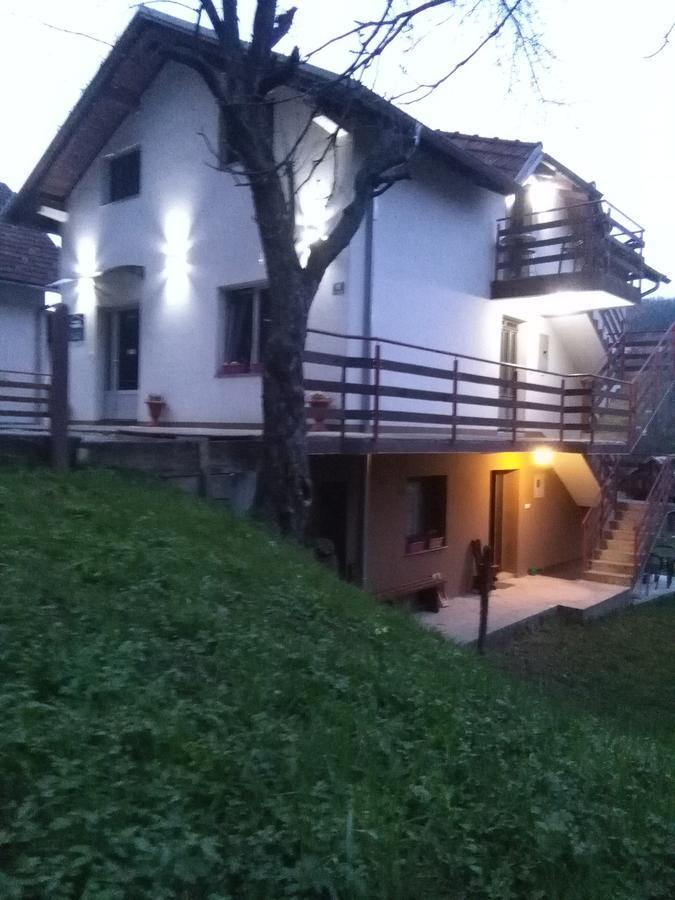 Hostel Topic Banja Luka Kültér fotó