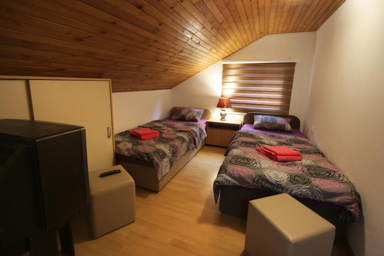 Hostel Topic Banja Luka Kültér fotó